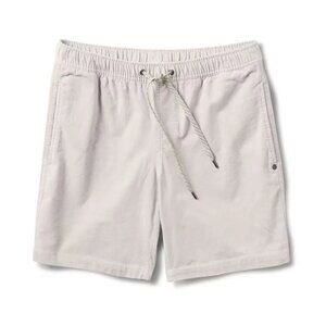 Vuori White Optimist Short Medium